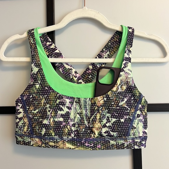 SOLD Lululemon Stuff Your Bra (II or III) - Picture 4 of 5